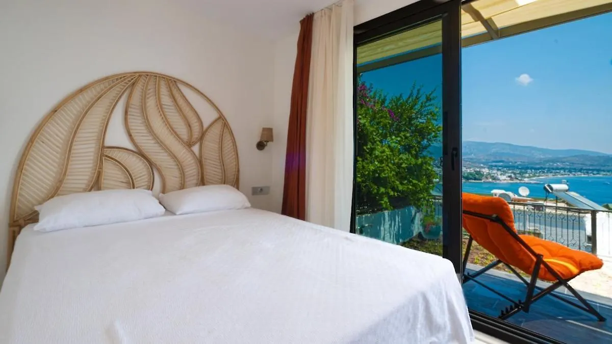 Private Beach Villa Melon Бодрум